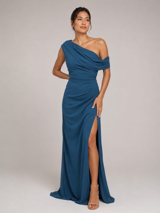 VESTIDO AZUL PETROLEO ASIMETRICO CON ABERTURA
