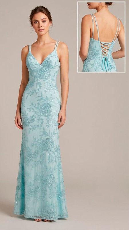 VESTIDO COLOR CELESTE CON LENTEJUELAS Y CORSET EN LA ESPALDA